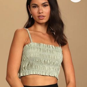 Lulus smocked crop top NWT